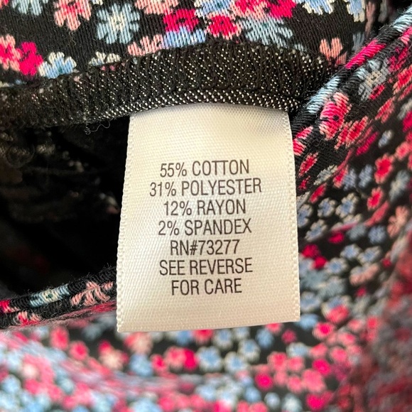 Croft & Barrow ‘Effortless Stretch’ Shorts Pink & Blue Floral Print Size 20W - Picture 4 of 15